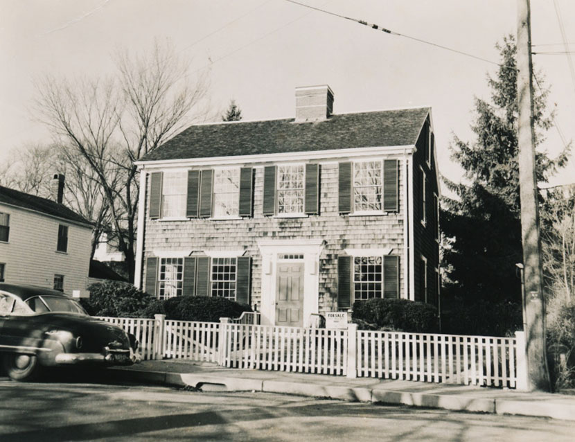 Photograph of the Dukes County Savings Bank building.